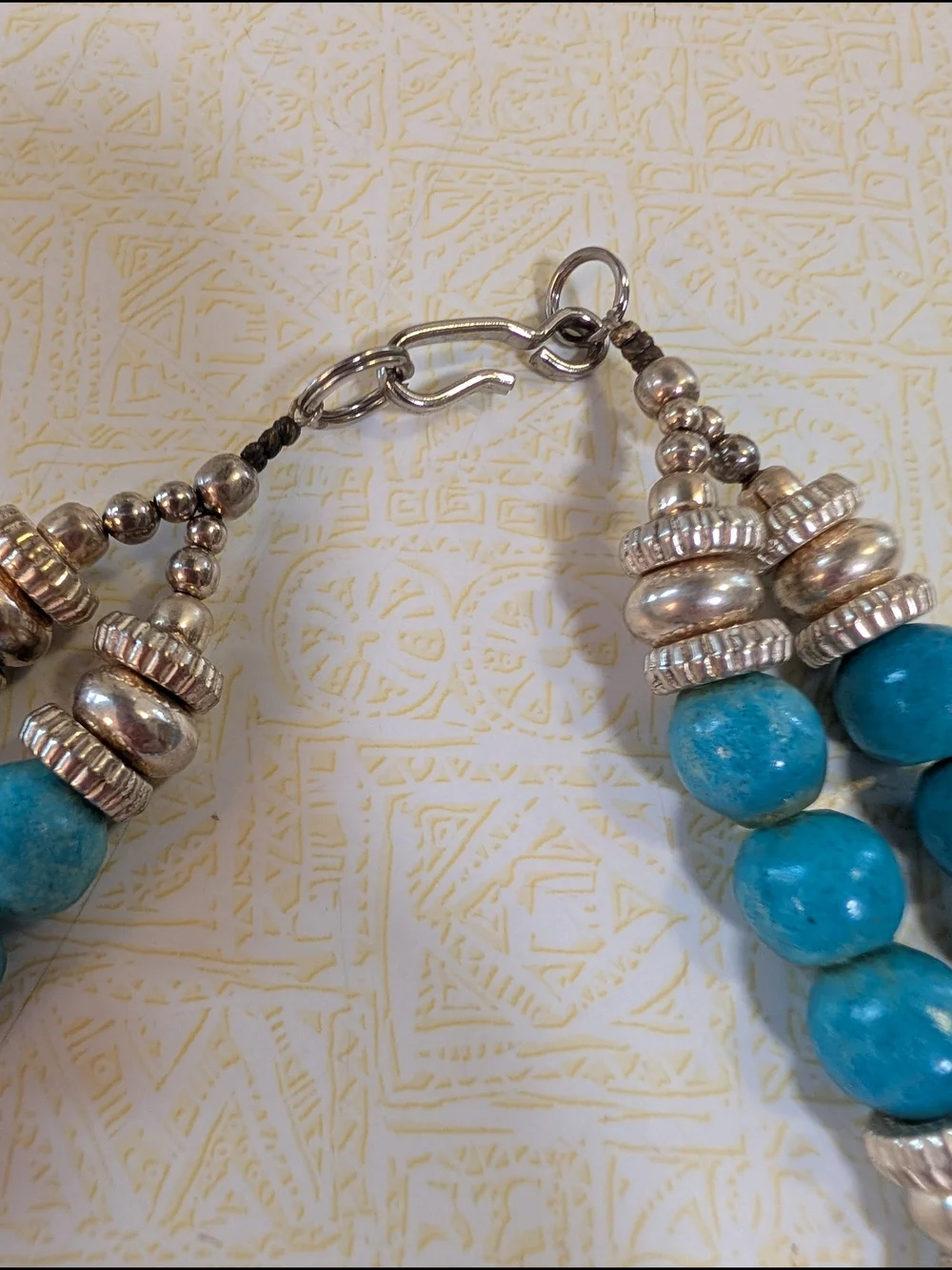 N/A bold howlite